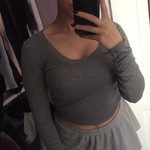 Brandy Melville Tops - long sleeve brandy Melville shirt